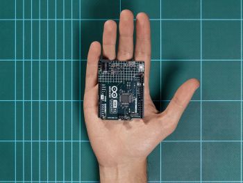 ARDUINO UNO R4 MINIMA